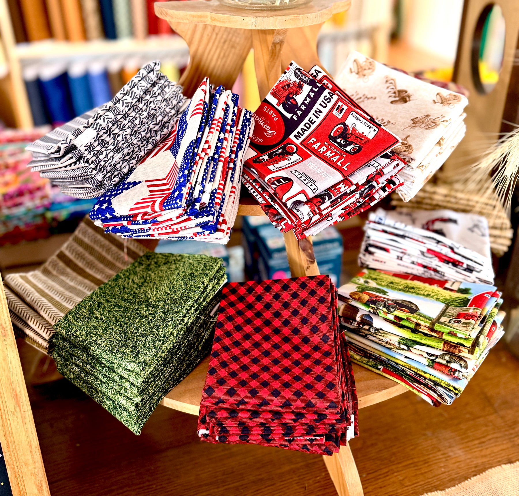 Frontier Quilt Box with fabrics