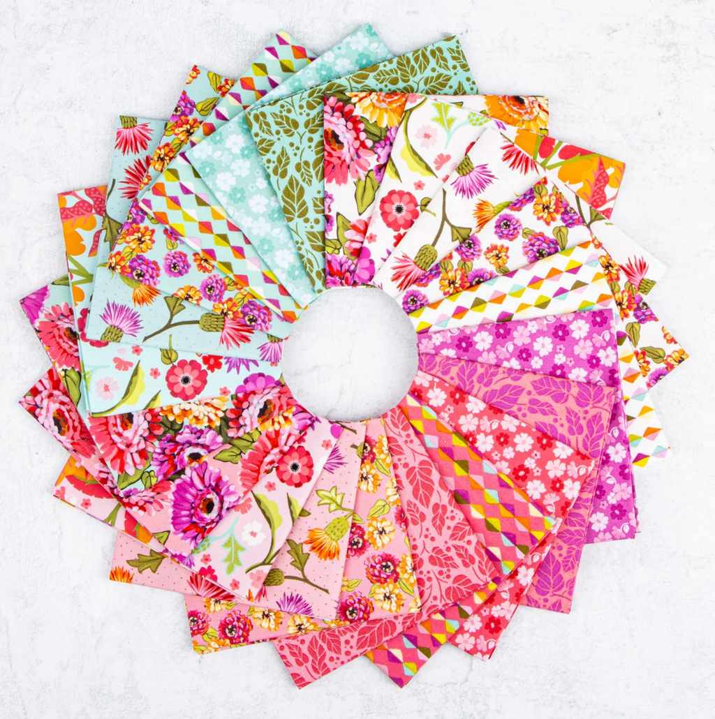 Riley Blake Jelly Roll "Zinnias Rolie Polie" 40 2.5-Inch Strips